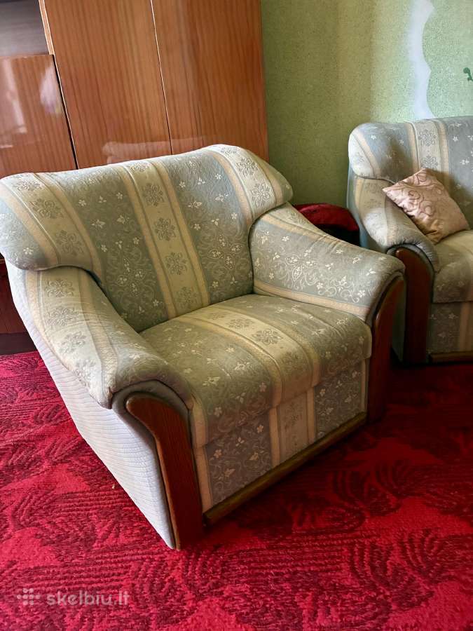Parduodamas klasikinis svetainės baldų komplektas - nuotraukos Nr. 2