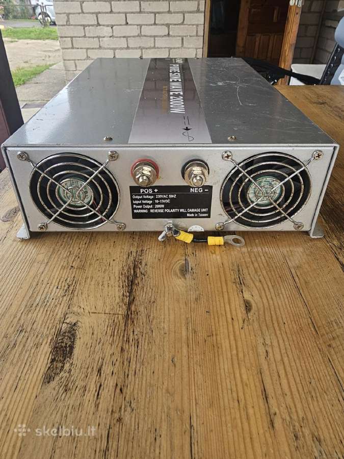 Inverteris 12v 220v - nuotraukos Nr. 3