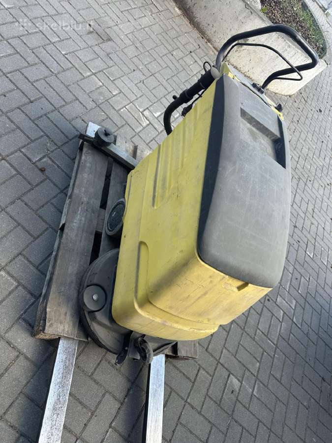 Grindų plovimo mašina Karcher - nuotraukos Nr. 2