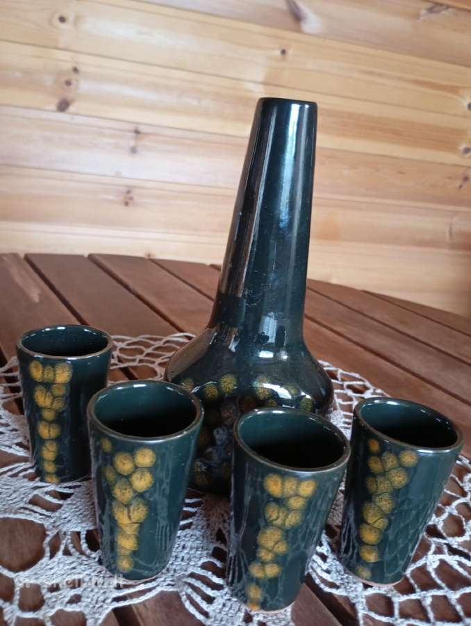 Vintažinių indų likučiai - nuotraukos Nr. 2