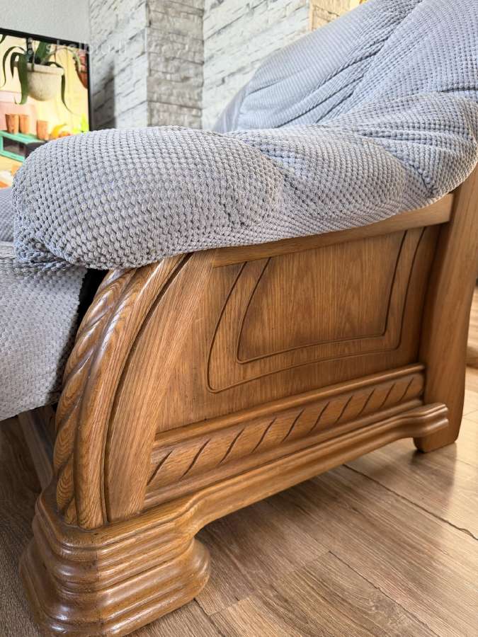 Sofa ir du foteliai su medžiu - nuotraukos Nr. 3
