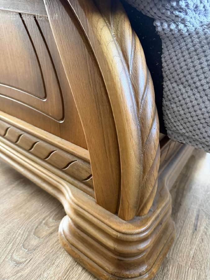 Sofa ir du foteliai su medžiu - nuotraukos Nr. 5