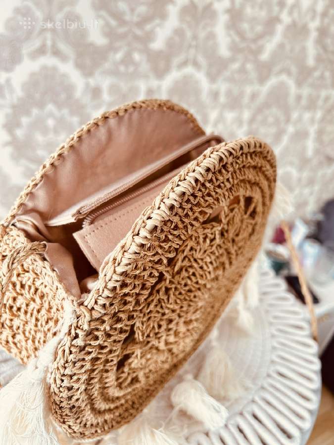 Apvali pintinė vasariška rankinė su kutais - nuotraukos Nr. 8
