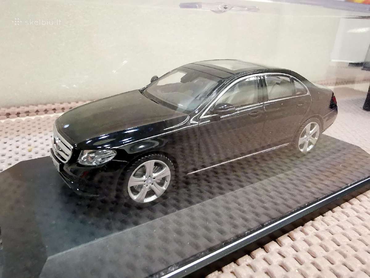 1:43 Mercedes Benz Modeliai - nuotraukos Nr. 22