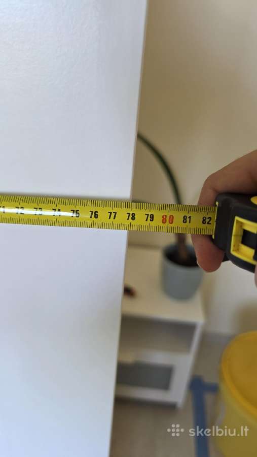 Balta Ikea spinta drabužiams su veidrodžiu šone - nuotraukos Nr. 6