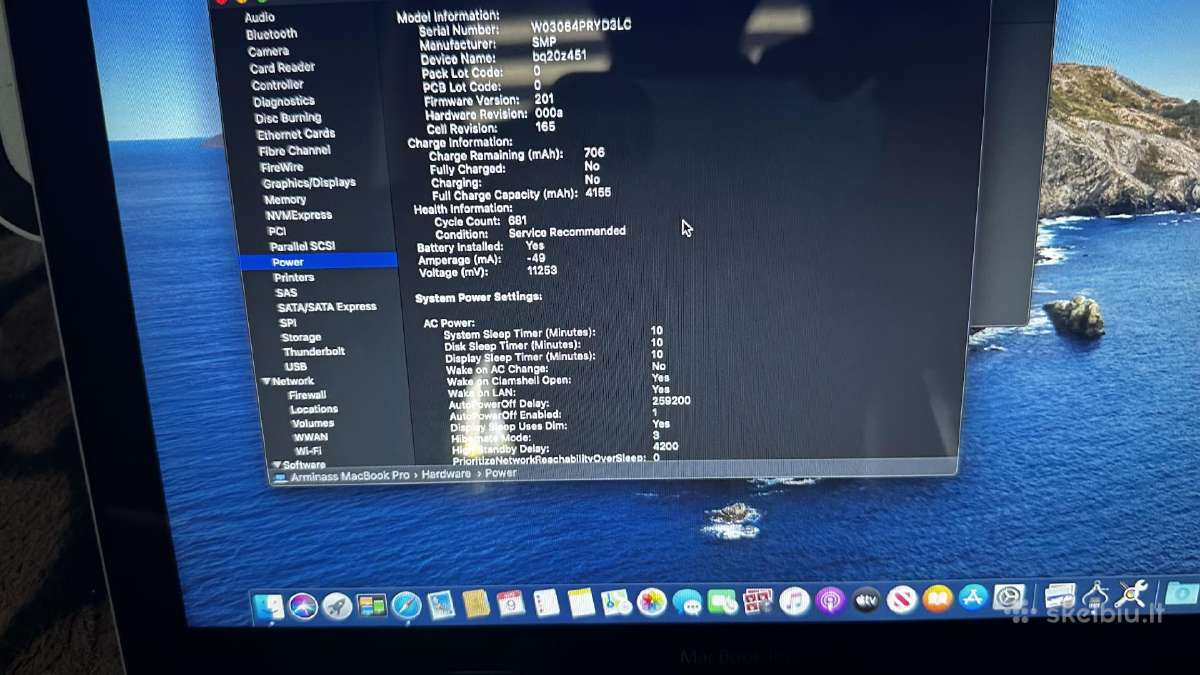 Apple MacBook ir apple monitorius - nuotraukos Nr. 10