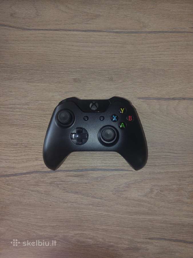 Xbox One 1tb + 4 žaidimai - nuotraukos Nr. 3