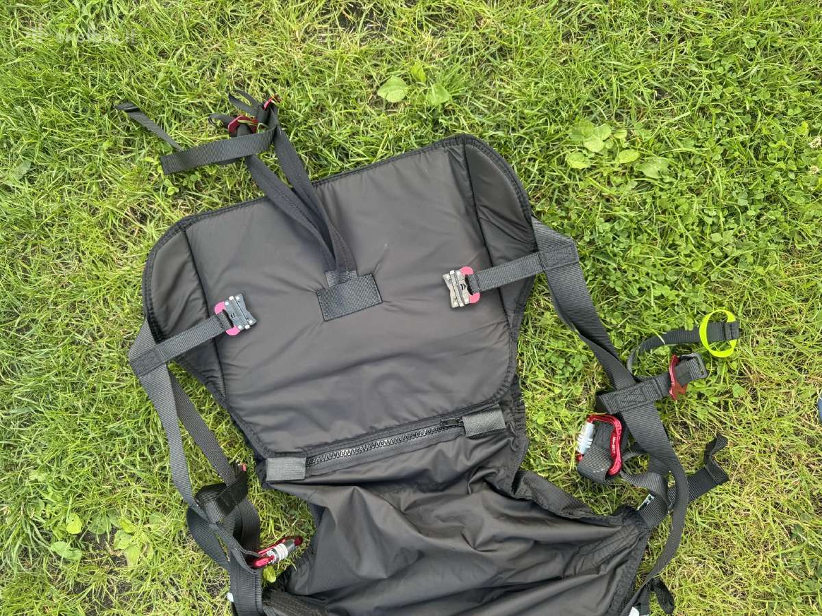 Parduoda parasparnio pakabą - nuotraukos Nr. 3
