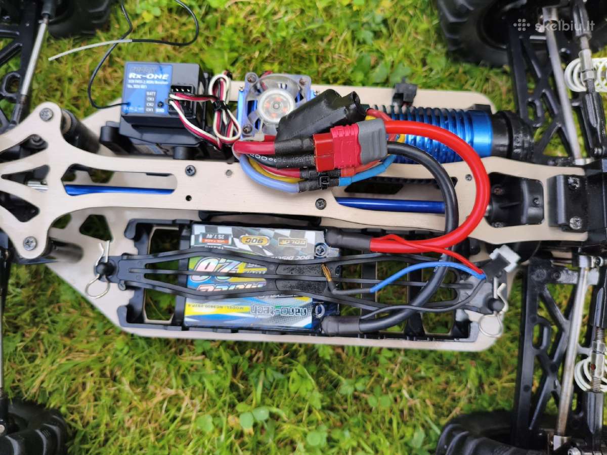 1/10 RC modeliukas brushless - nuotraukos Nr. 11