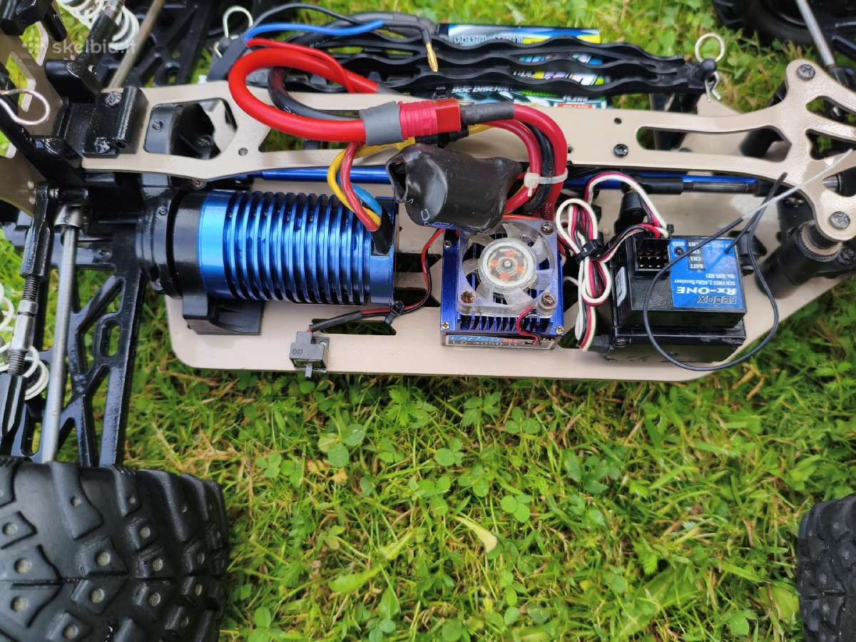1/10 RC modeliukas brushless - nuotraukos Nr. 13