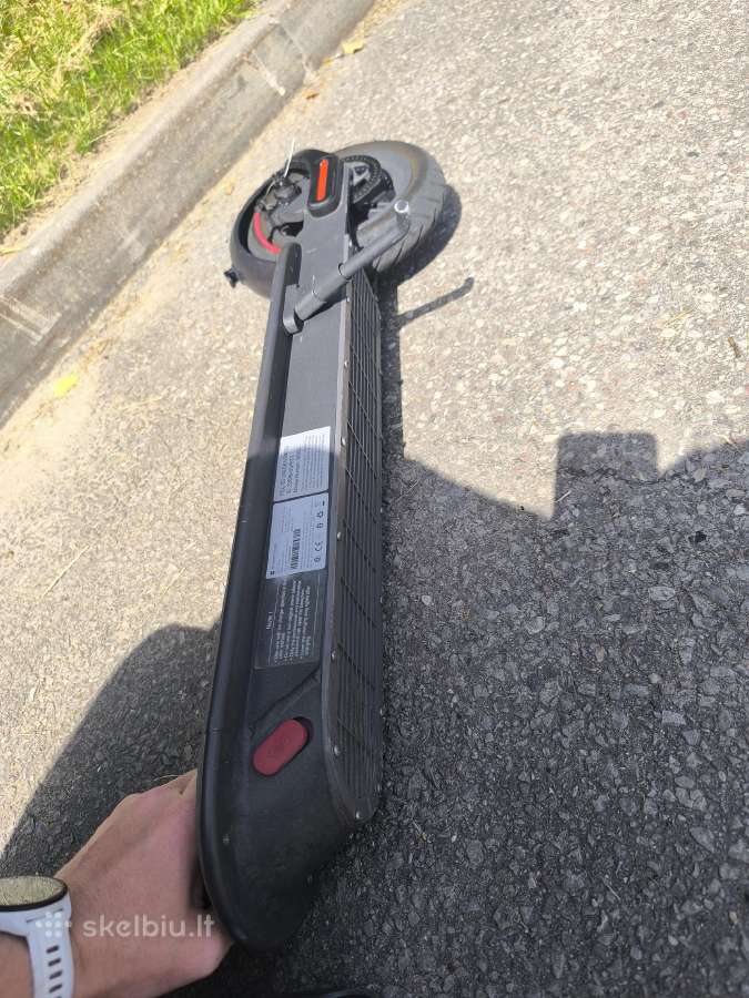 Parduodamas paspirtukas Xiaomi M365 - nuotraukos Nr. 11