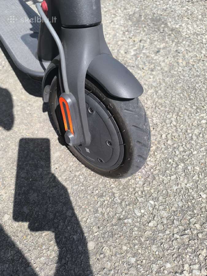 Parduodamas paspirtukas Xiaomi M365 - nuotraukos Nr. 12