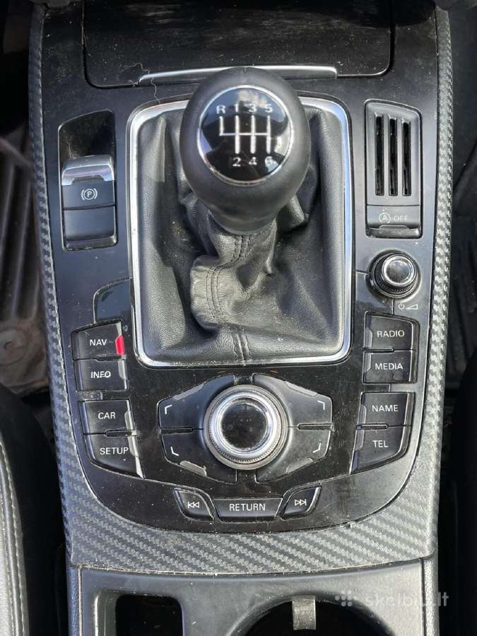 Audi A4 B8 Dalimis - nuotraukos Nr. 15