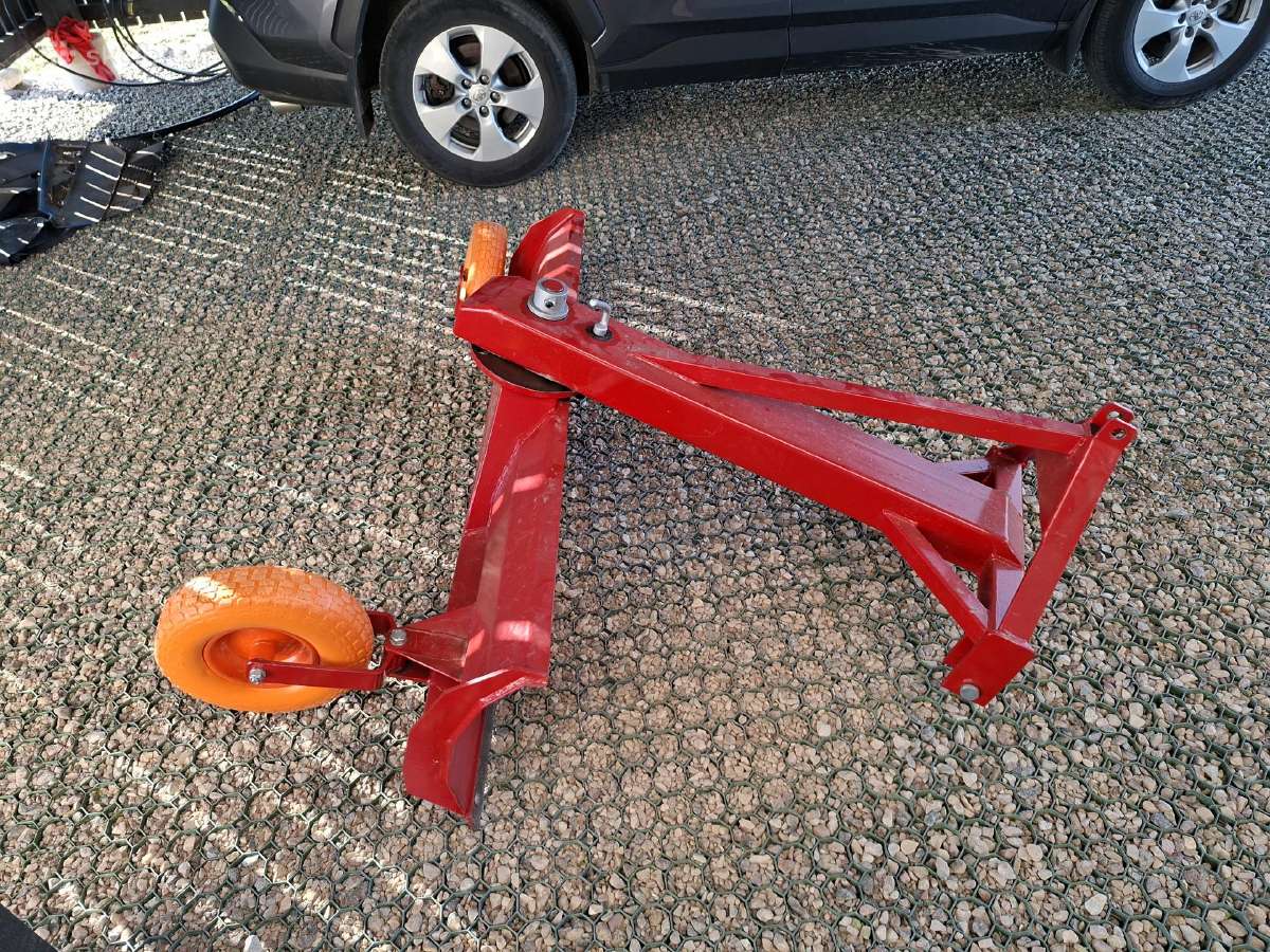 Mini traktorius Iseki Tu205f - nuotraukos Nr. 9