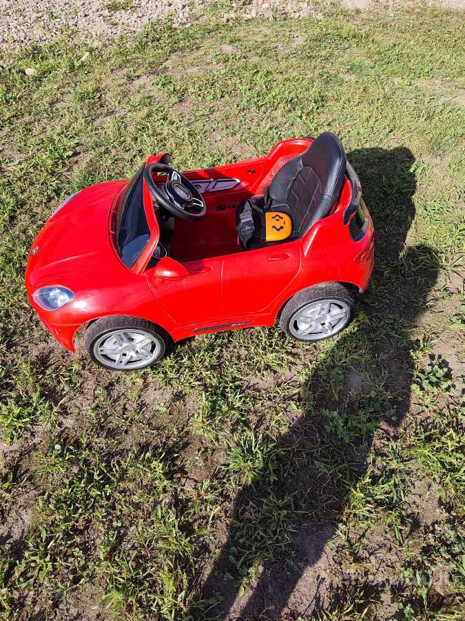 Akumuliatorinis automobilis - nuotraukos Nr. 4