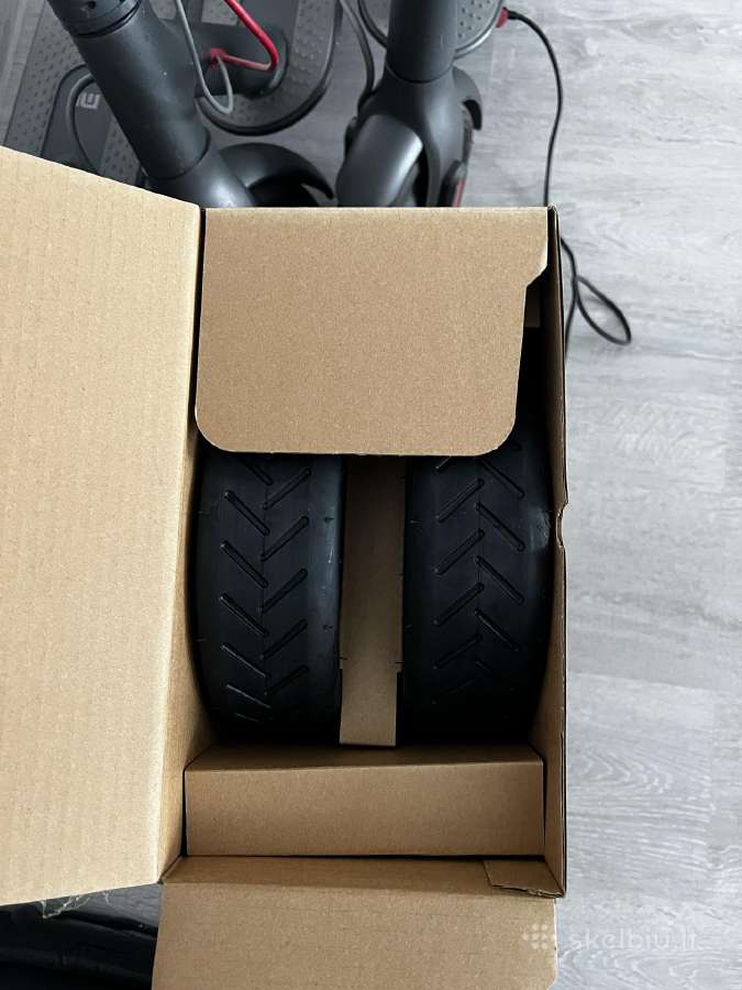 Parduodami 3 Xiaomi M365 paspirtukai - nuotraukos Nr. 3
