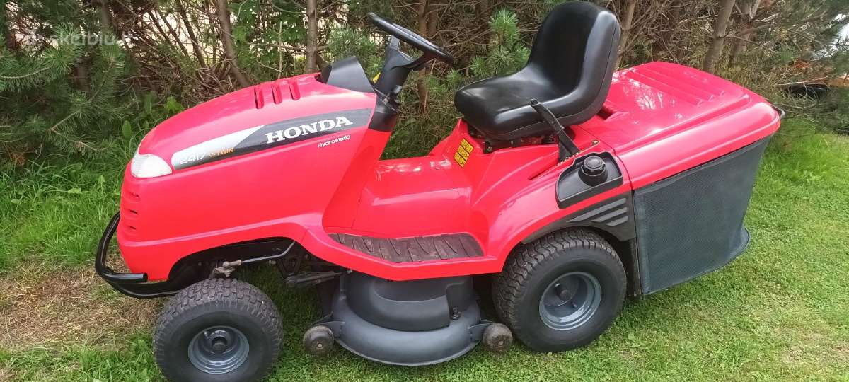 Honda 2417 V Twin Turbo Su Priedais - nuotraukos Nr. 9