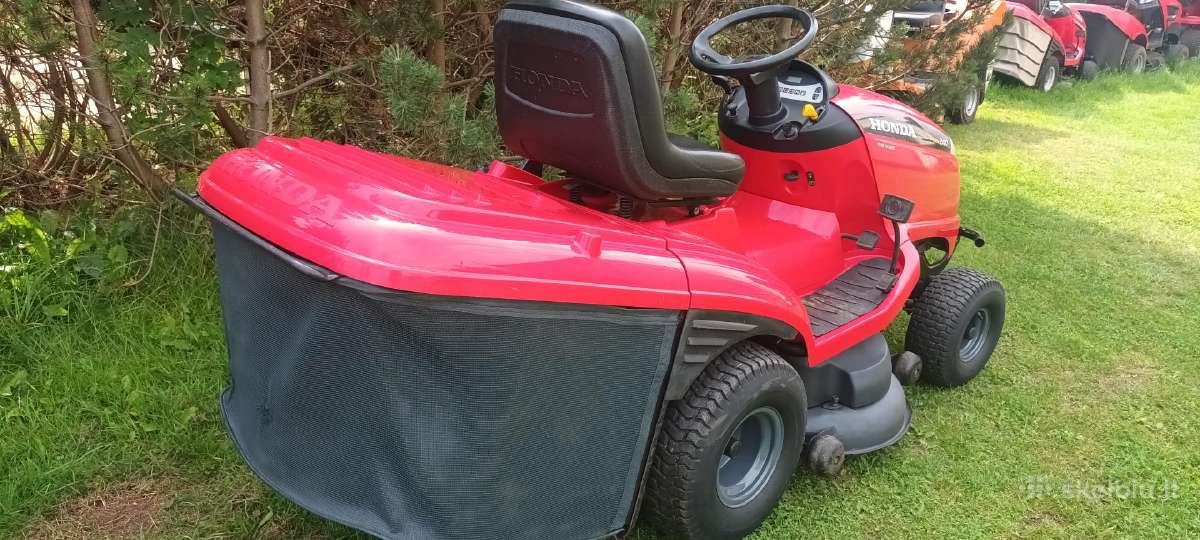 Honda 2417 V Twin Turbo Su Priedais - nuotraukos Nr. 15