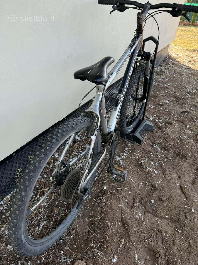 Trek kalnų dviratis - nuotraukos Nr. 2