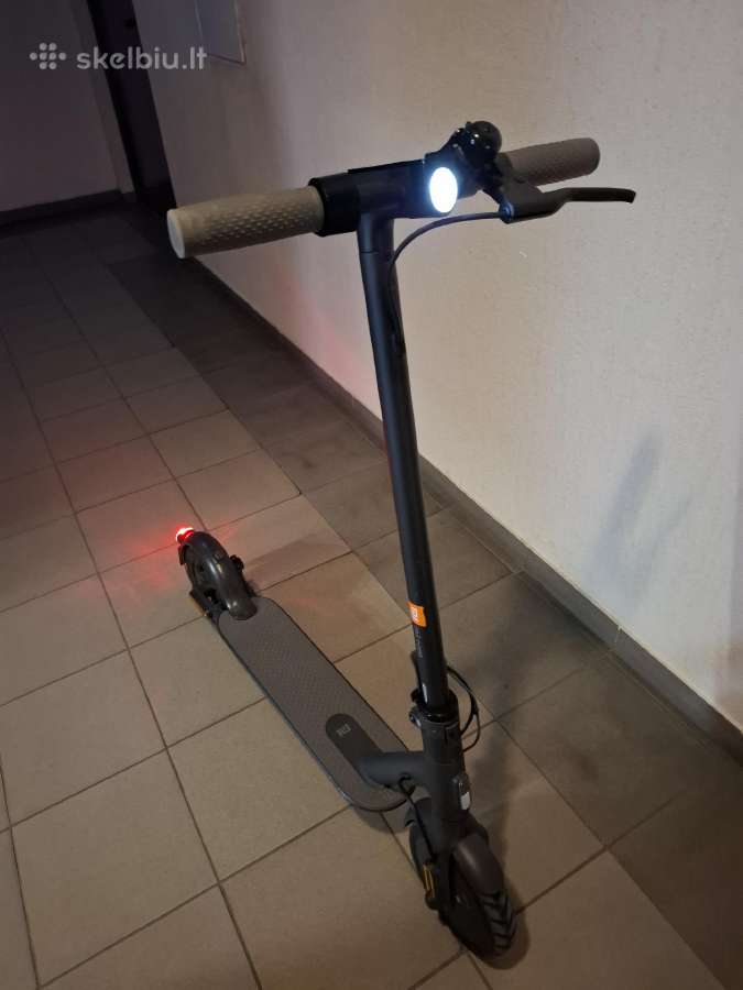 Xiaomi Mi Electric scooter 1s - nuotraukos Nr. 3