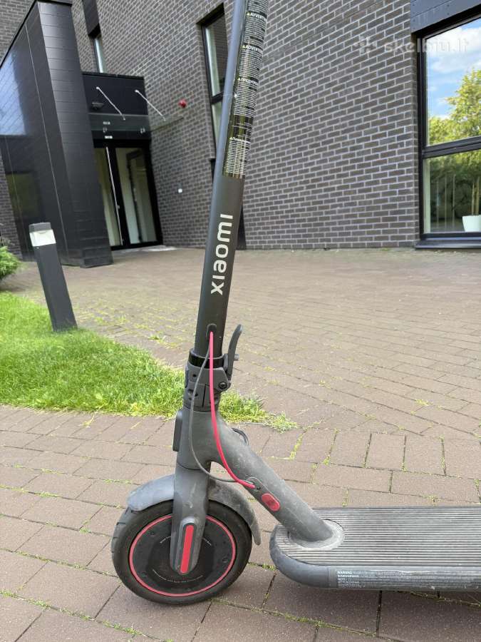Parduodu Xiaomi Electric Scooter 4 Pro - nuotraukos Nr. 4