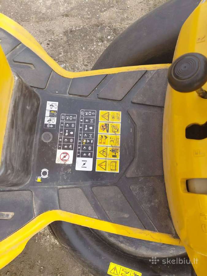 Sodo traktoriukas Cub Cadet - nuotraukos Nr. 7