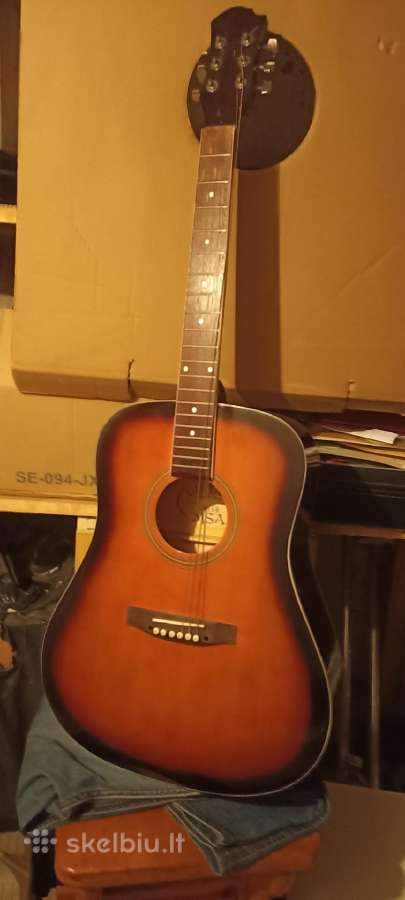 Parduodu naudotą gitarą.be stygų - nuotraukos Nr. 3
