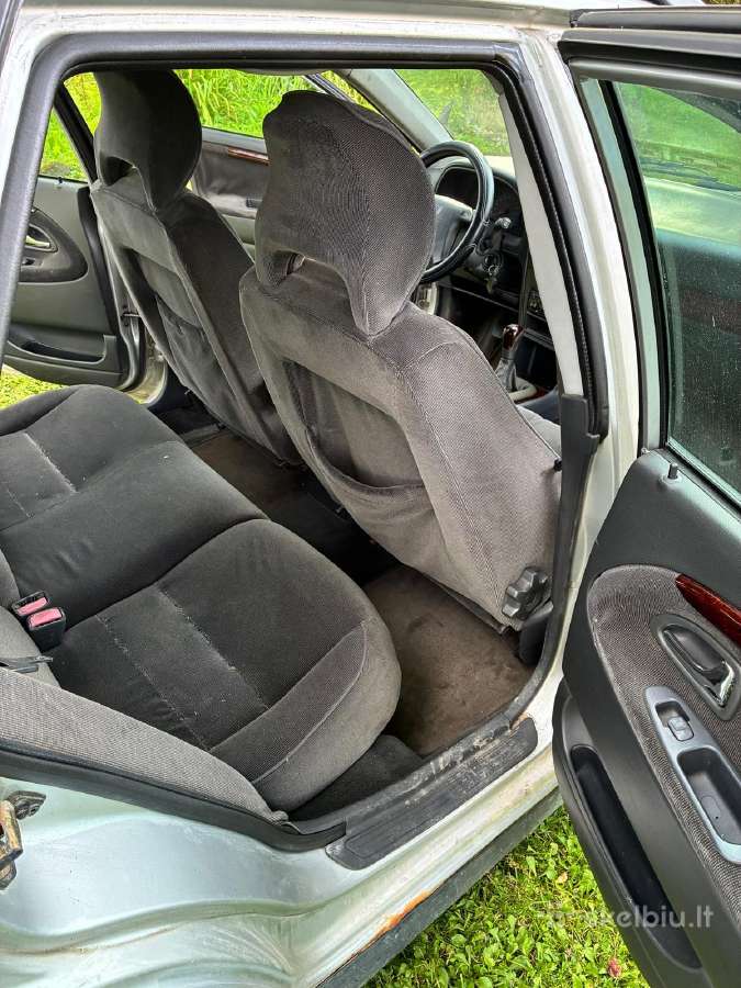 Volvo V40 - nuotraukos Nr. 10