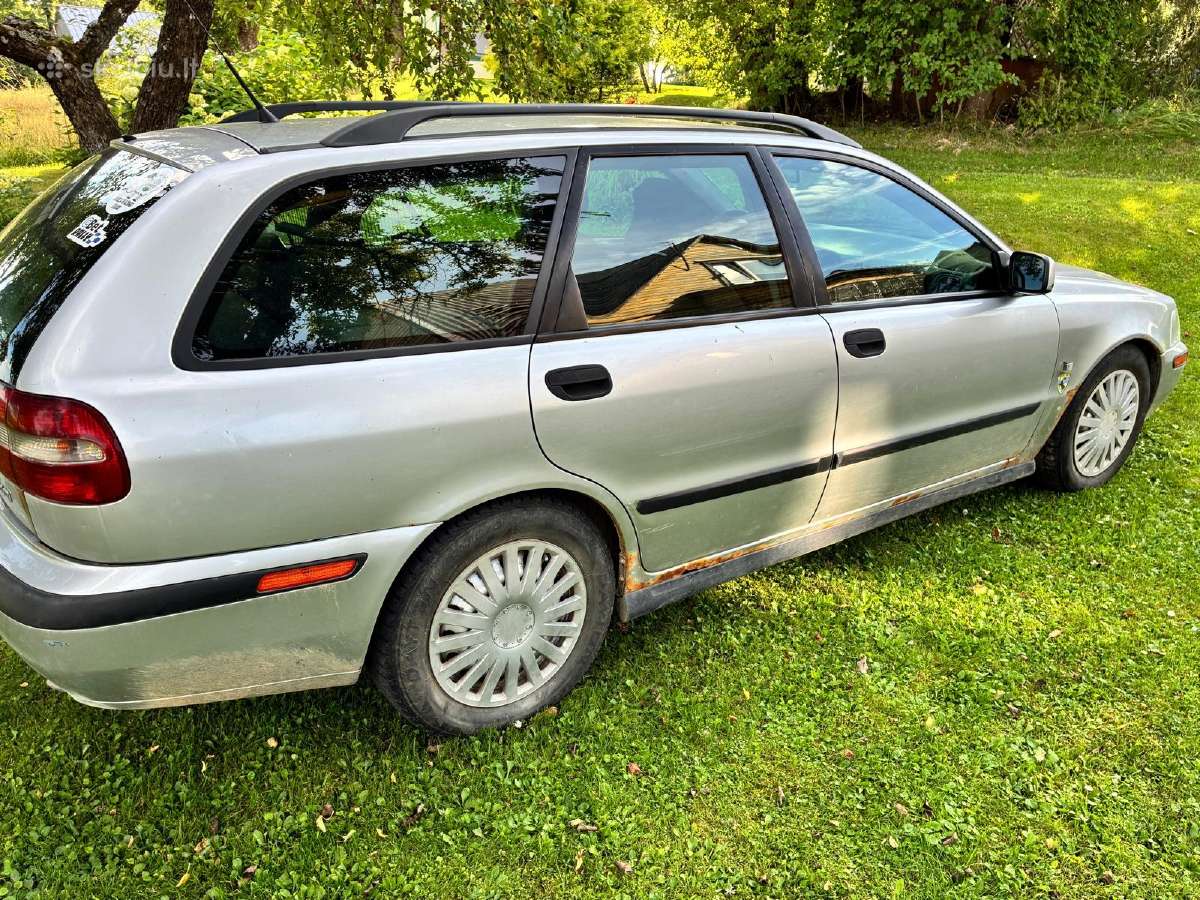 Volvo V40 - nuotraukos Nr. 3