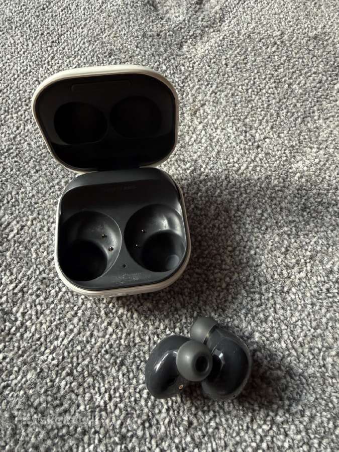 Galaxy buds 2 - nuotraukos Nr. 2