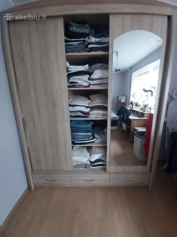 Trijų durų spinta su veidrodžiu - nuotraukos Nr. 2