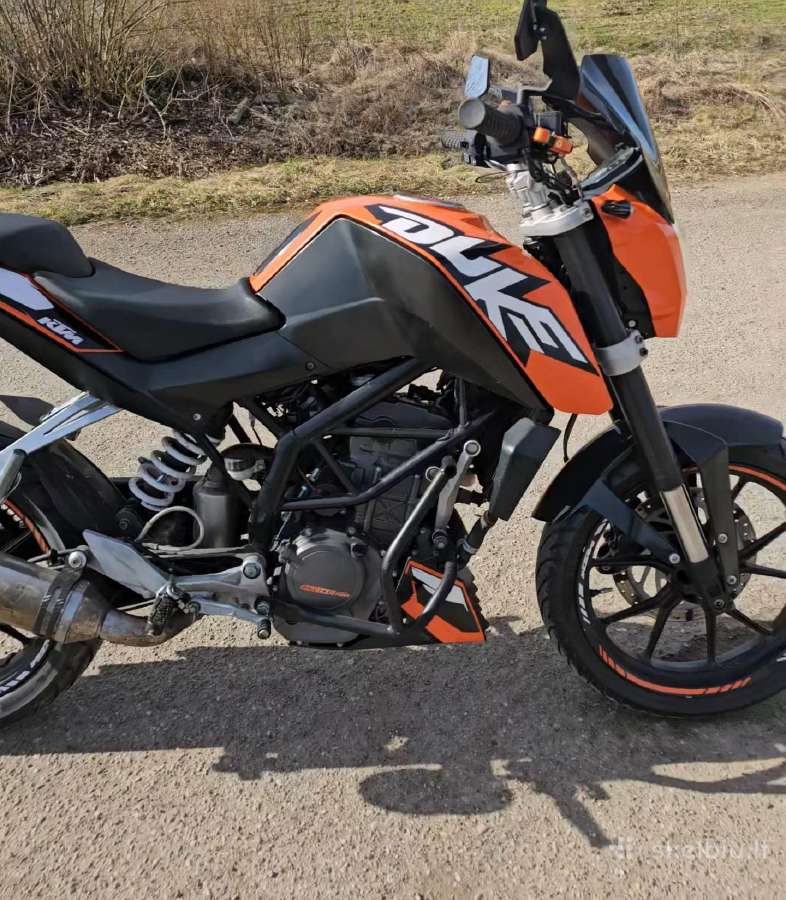 KTM Duke 125 Cc tvarkingas traukia 120km/h 1800€ - nuotraukos Nr. 6