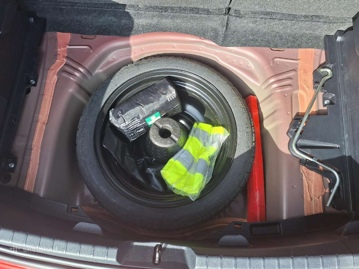Toyota yaris - nuotraukos Nr. 9