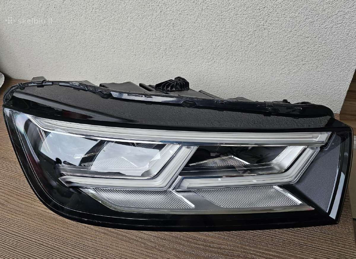Audi Q5 Sq5 2018 Metų Dalys Žibintas Radiatorius - nuotraukos Nr. 2