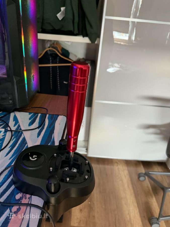 Parduodu Logitech G29 Se žaidimų vairą - nuotraukos Nr. 3