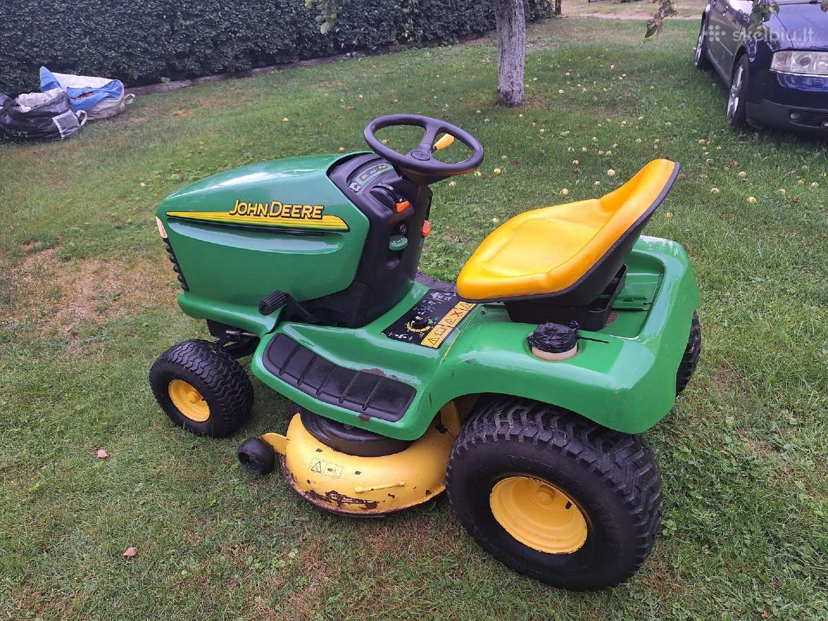 John Deere Lt170 Galingas Sodo traktoriukas 16hp - nuotraukos Nr. 3
