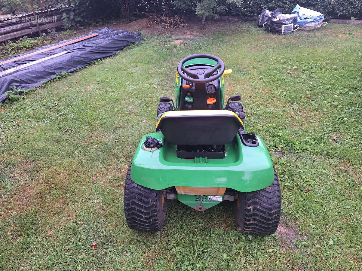 John Deere Lt170 Galingas Sodo traktoriukas 16hp - nuotraukos Nr. 6