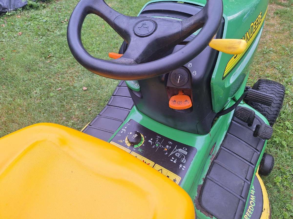 John Deere Lt170 Galingas Sodo traktoriukas 16hp - nuotraukos Nr. 10
