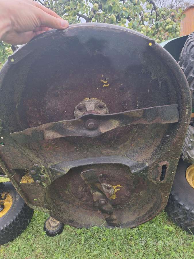 John Deere Lt170 Galingas Sodo traktoriukas 16hp - nuotraukos Nr. 18