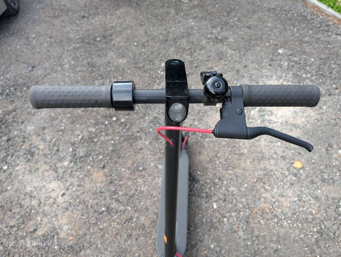 Xiaomi Mi Scooter Pro 2 - nuotraukos Nr. 8