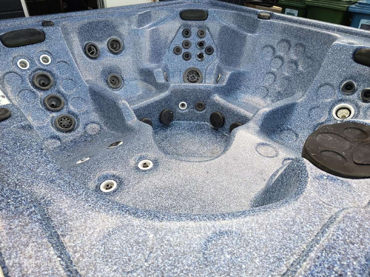 Lauko sūkurinė vonia jacuzzi - nuotraukos Nr. 3