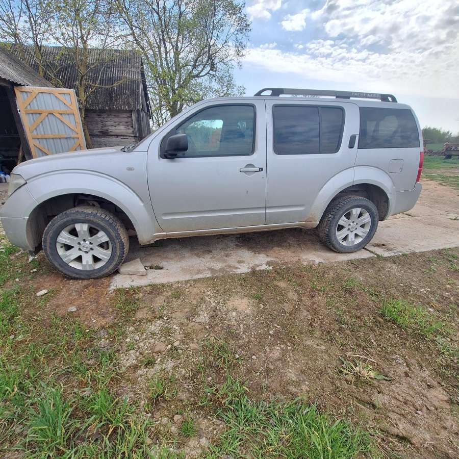 Nissan Pathfinder - nuotraukos Nr. 5