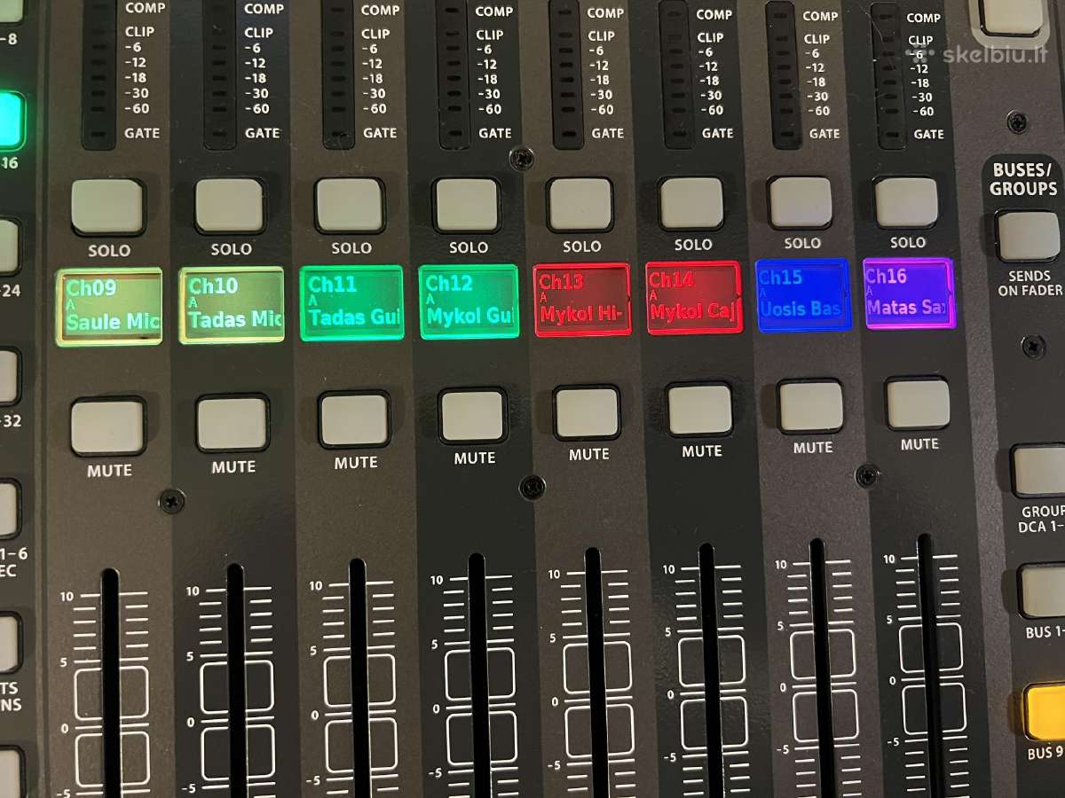Parduodamas skaitmeninis pultas Behringer X32 - nuotraukos Nr. 3
