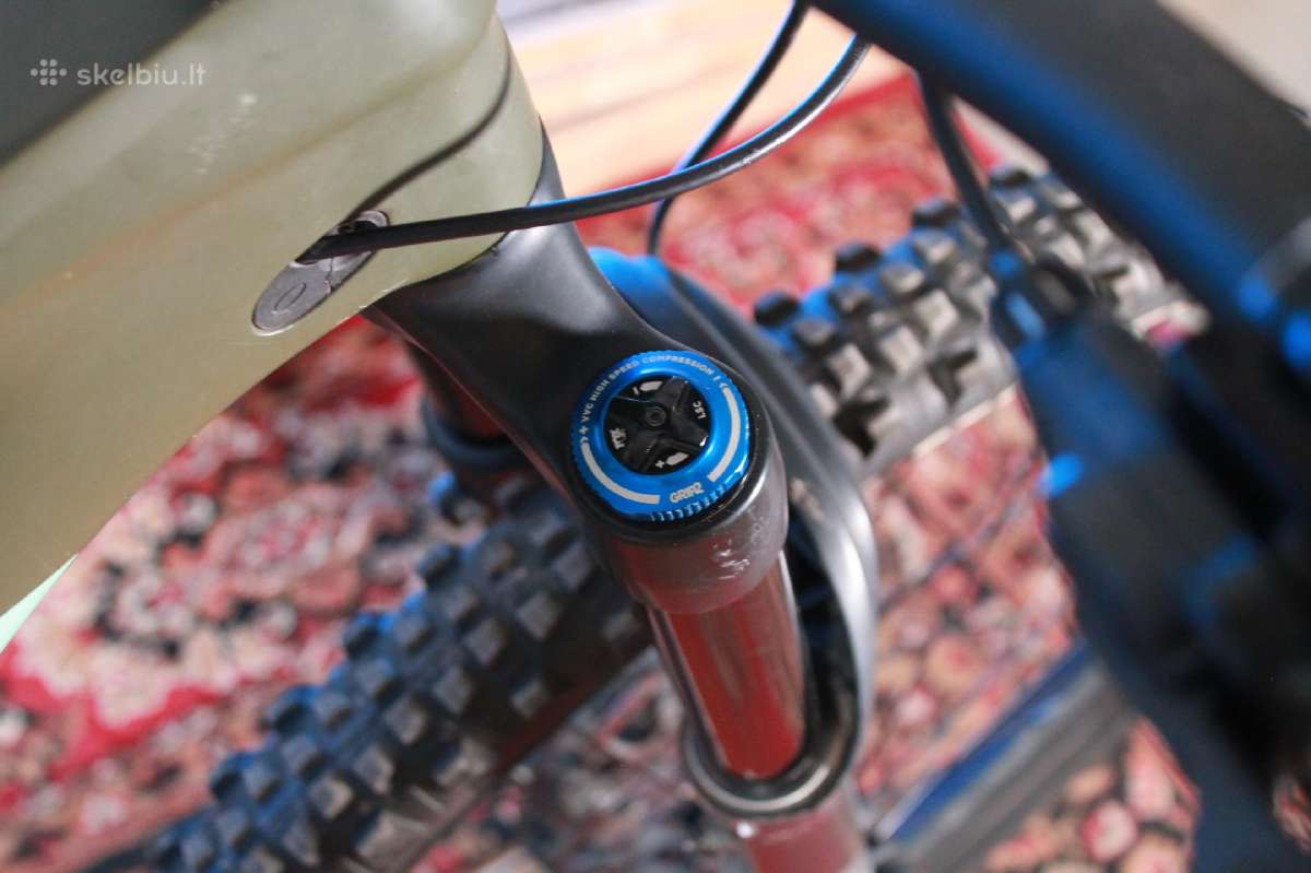 Trek Slash 9.7 27.5/29 - nuotraukos Nr. 6