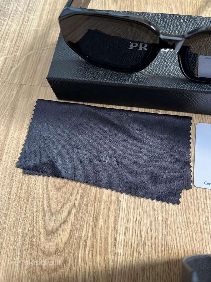 Prada juodi saulės akiniai - nuotraukos Nr. 4