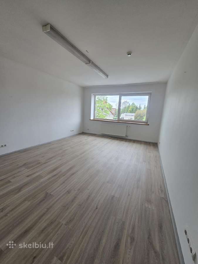 Išnuomojamas šviesus 24 m² kabinetas - nuotraukos Nr. 3