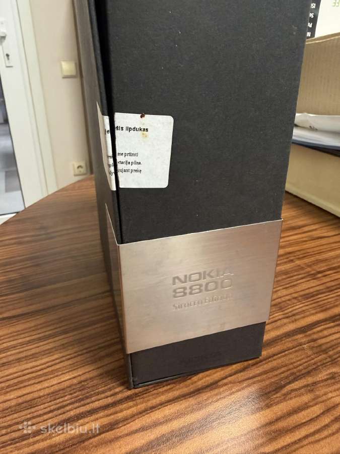 Nokia 8800 Sirocco Edition Silver - nuotraukos Nr. 2
