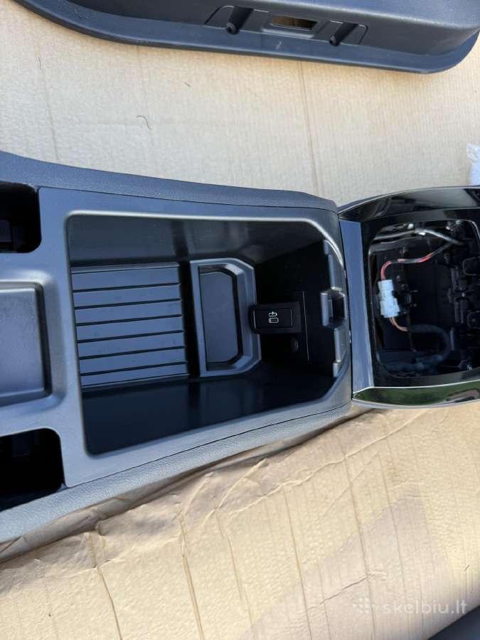 Bmw X3 G01 Lci 2022 m. pilnas salono komplektas - nuotraukos Nr. 13