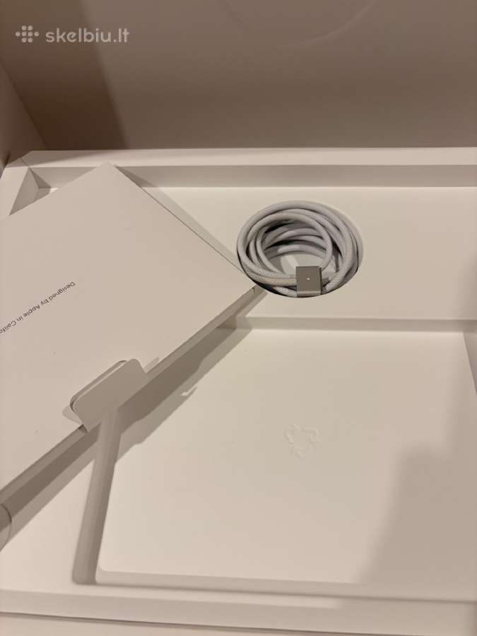 MacBook Pro 14 su M5 16gb 512gb SSD idealus - nuotraukos Nr. 4