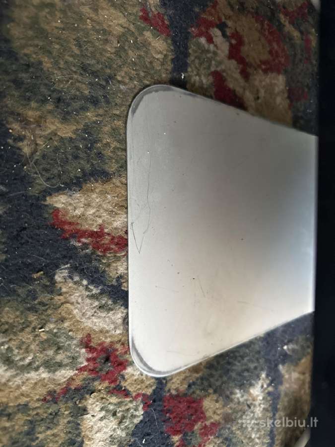 Apple MacBook ir apple monitorius - nuotraukos Nr. 18